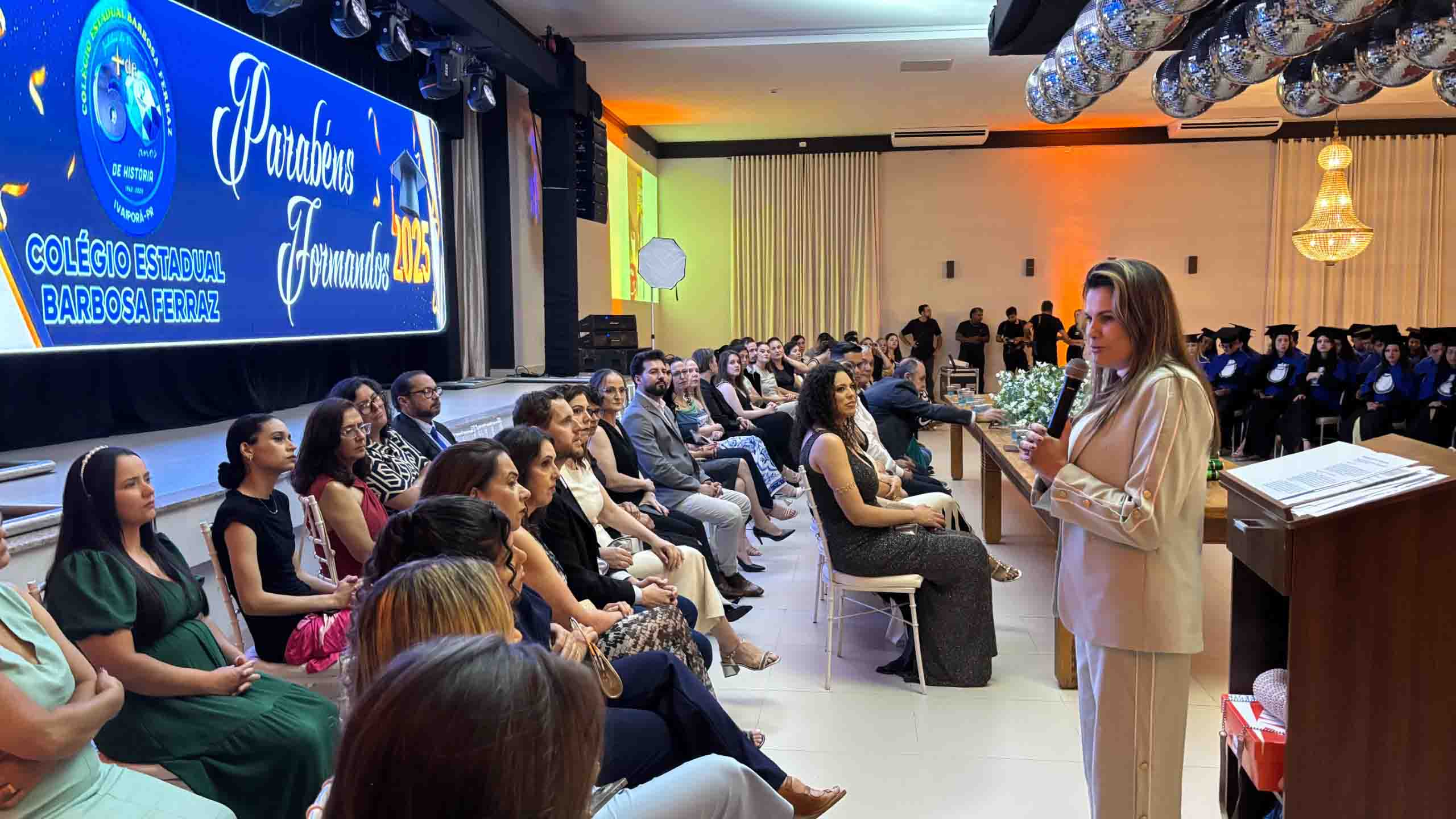 e18f76d2-a87a-4941-98e9-fa8de1aacab7