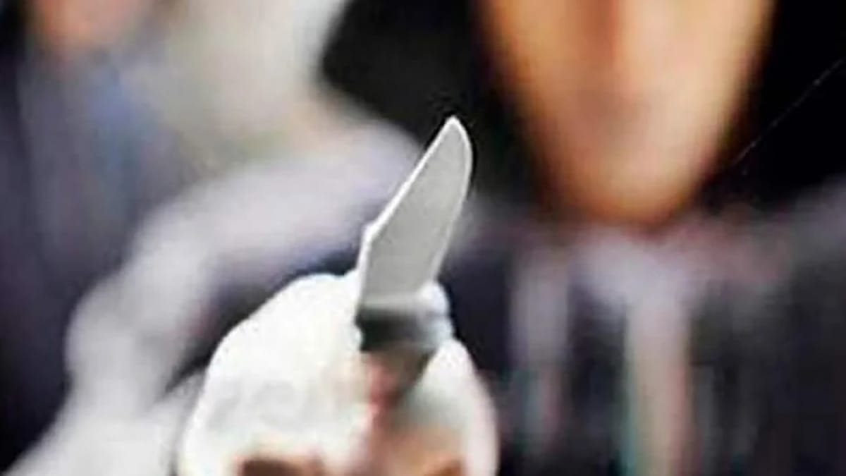 Polícia Militar realizou patrulhamento em Lunardelli após homem ser ferido com golpe de faca durante discussão em frente a conveniência.