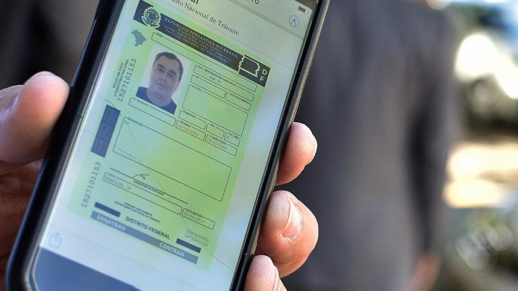 Aplicativo da CNH Digital com selo de Bom Condutor