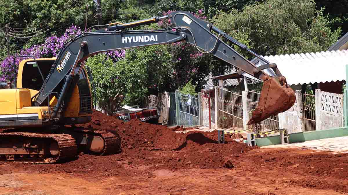 Jardim Belo Horizonte com obras de drenagem e recape asfáltico