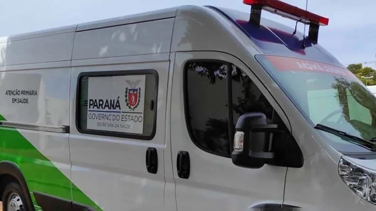 Homem com ferimento na cabeça é socorrido após ser encontrado caído na Rua Pasteur, em Grandes Rios