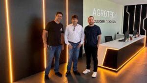 Diretores da Ugoow visitam laboratórios e espaços de trabalho da Agrotech em Ivaiporã