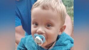 Bombeiros e Samu prestaram atendimento, mas a criança morreu no local.