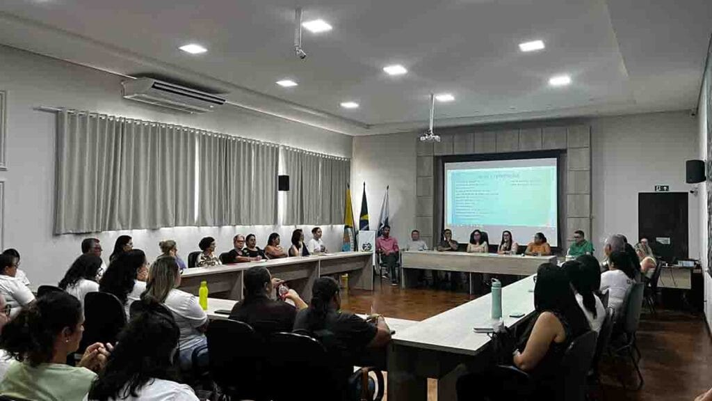 Reunião da Prefeitura de Ivaiporã com Conselhos Municipais da Assistência Social em 2026
