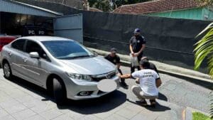 Delegacia da Polícia Civil de Ivaiporã onde carro suspeito foi apreendido