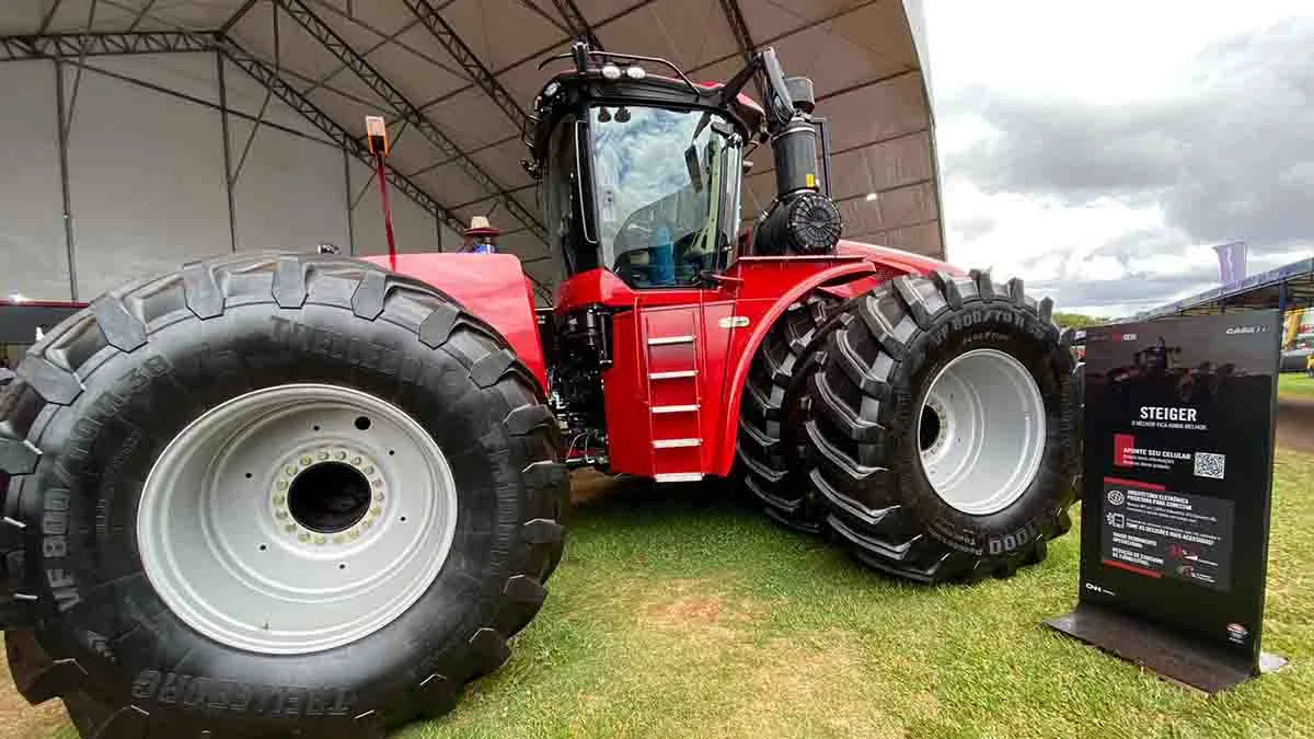 cadêmicos da Fatec Ivaiporã conheceram tecnologias e oportunidades no 38º Show Rural Coopavel.