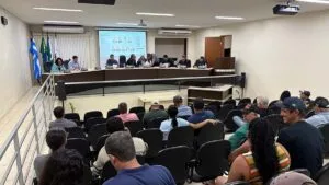 Foto de Ivan Maldonado: A reunião contou com a presença de sericultores do município.