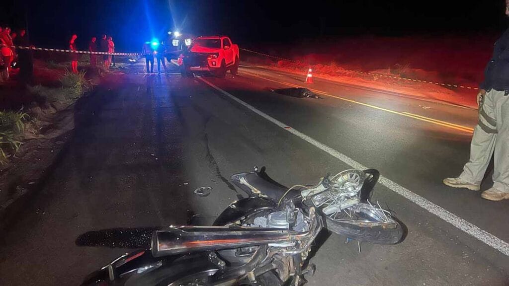 Trecho da BR-376 em Nova Londrina após acidente que matou motociclista