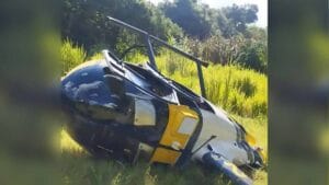 Helicóptero da PM em Matelândia após queda durante operação policial