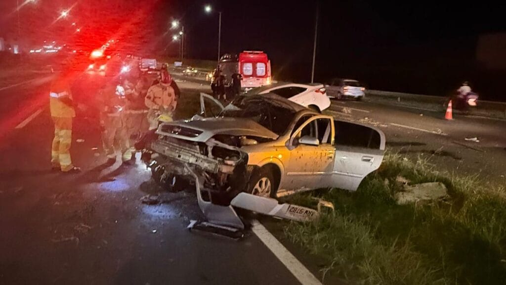 PRF em atendimento a acidente com morte na BR-369 em Arapongas