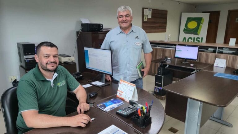 Acadêmicos da Fatec Ivaiporã em atuação profissional em empresas e cooperativas