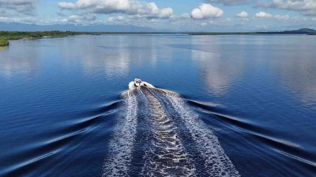 Acadêmicos e médicos da Fatec Ivaiporã realizam atendimentos médicos em comunidade de Pontal do Paraná