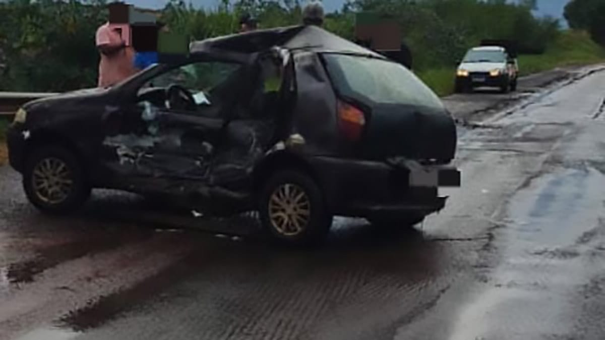 Acidente na PR-272 em Cruzmaltina no trevo de dinizópolis