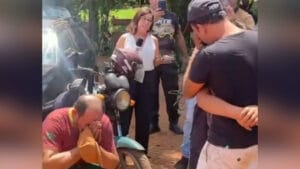 Menino reencontra familiares após 24 horas desaparecido