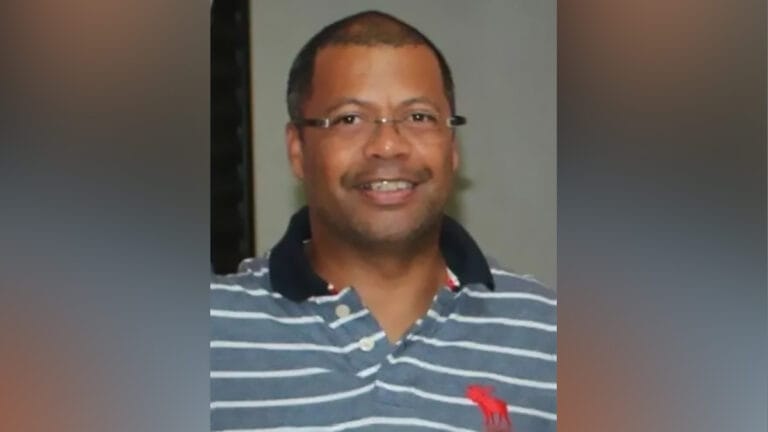 Foto do policial civil aposentado Sandro Carlos da Rocha