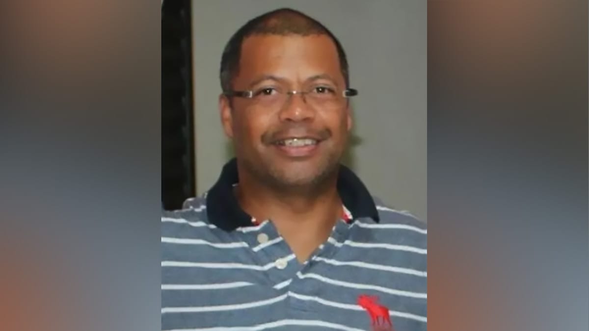 Foto do policial civil aposentado Sandro Carlos da Rocha