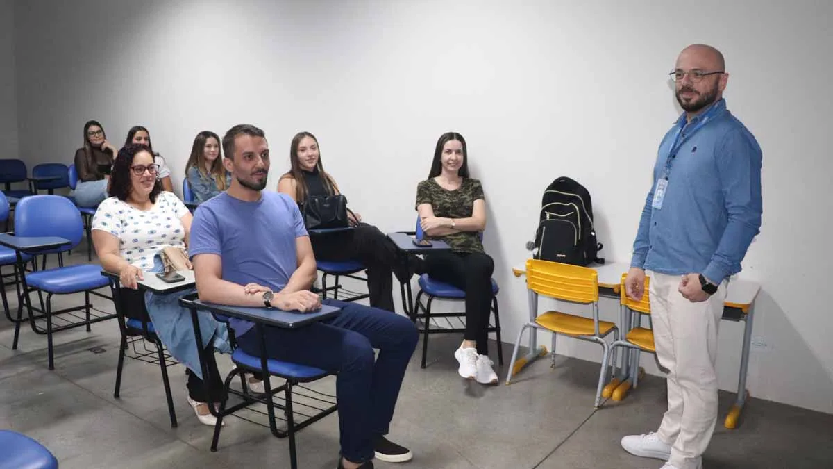 Acadêmicos participam de workshop durante Jornada Acadêmica da Fatec Ivaiporã