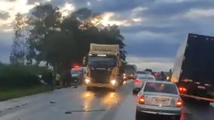 Carro da saúde de Jardim Alegre envolvido em acidente próximo a Piquirivaí