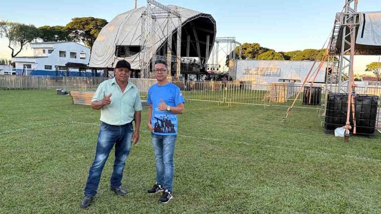 refeito moisés e vice zé careca visitam estrutura da festa no estádio municipal de jardim alegre