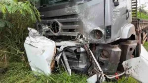 Acidente na PR-082 matou jovem motorista de Sarandi próximo a São João do Ivaí neste sábado (16).