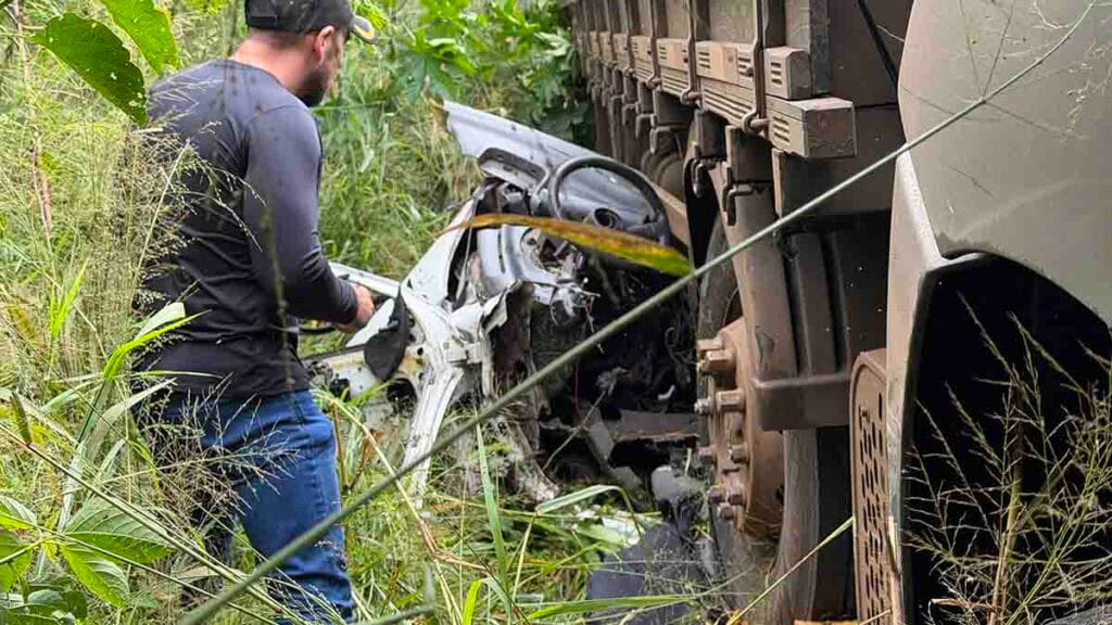 Acidente na PR-082 matou jovem motorista de Sarandi próximo a São João do Ivaí neste sábado (16).