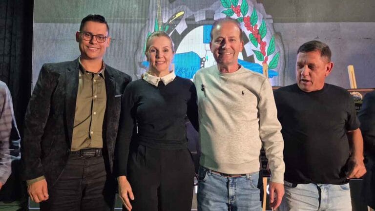 Diretor da Fatec Ivaiporã participa de inaugurações e anúncios de investimentos em Jacutinga