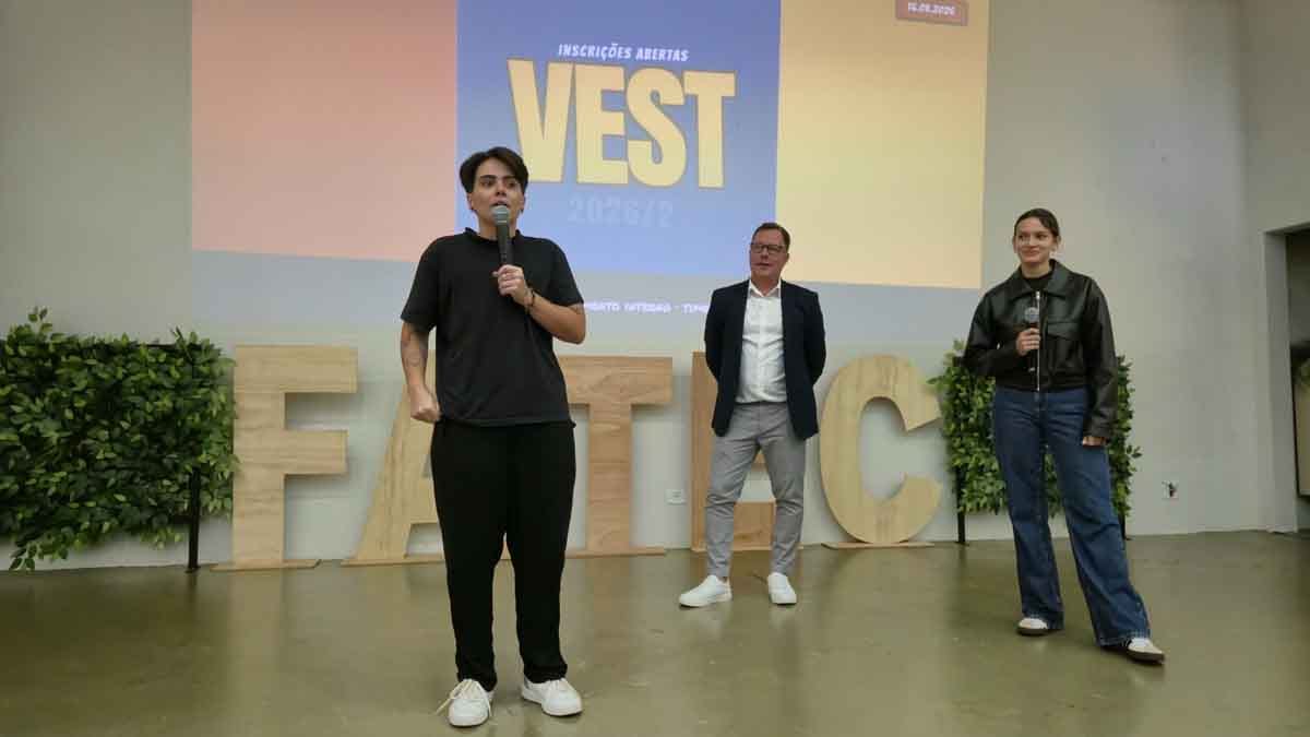 Fatec Ivaiporã promove Encontro Pedagógico com integração e lançamento do Vestibular de Inverno Direção, professores e colaboradores durante Encontro Pedagógico da Fatec Ivaiporã