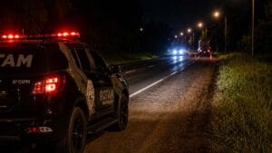 Mercadorias do Paraguai apreendidas pela Rotam após abordagem na PR-082 em Lunardelli