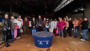 Entrega dos kits do programa Caixa d'Água Boa para famílias beneficiadas em Ivaiporã