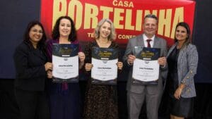 Equipe da Casa Portelinha durante a premiação Melhores do Ano 2026 em Ivaiporã