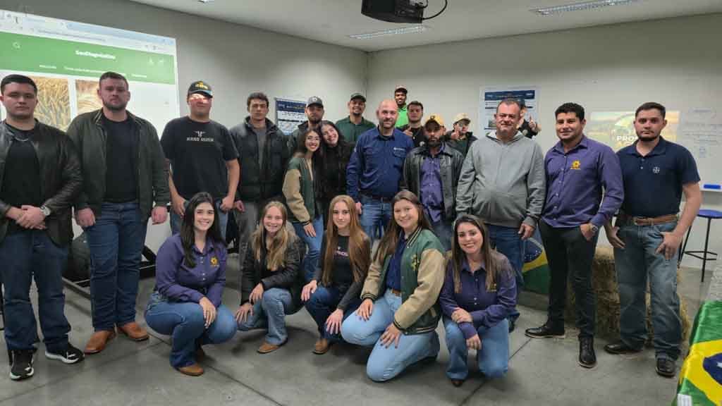 MOPI transforma Fatec Ivaiporã em vitrine de inovação, pesquisa aplicada e projetos com impacto regional mopi-fatec-ivaipora (7)