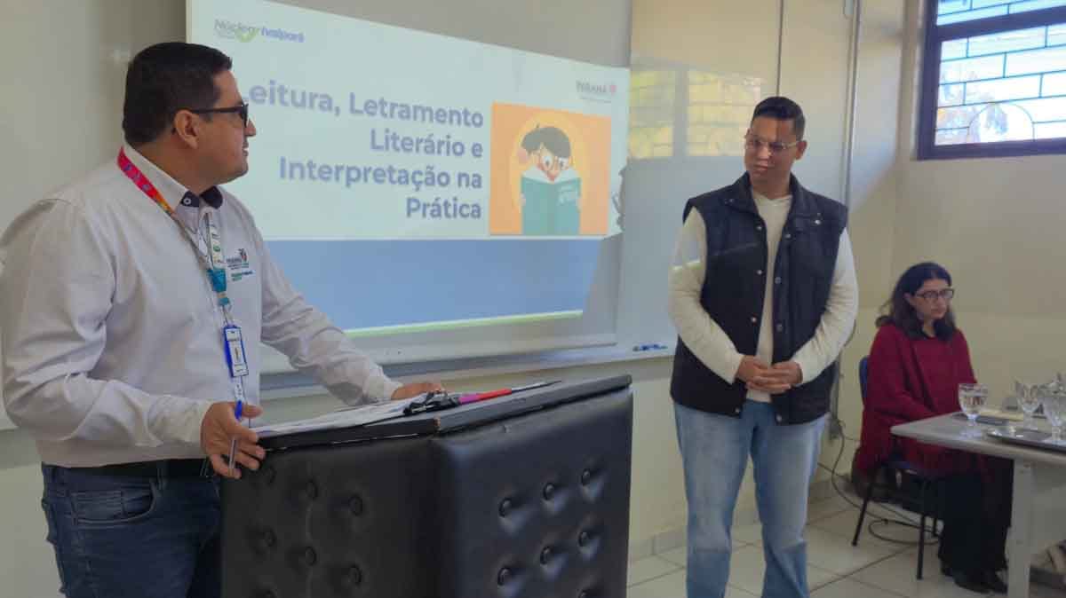 Fatec Ivaiporã recebe formação do NRE com foco na recomposição da aprendizagem nre-fatec-ivaipora (2)