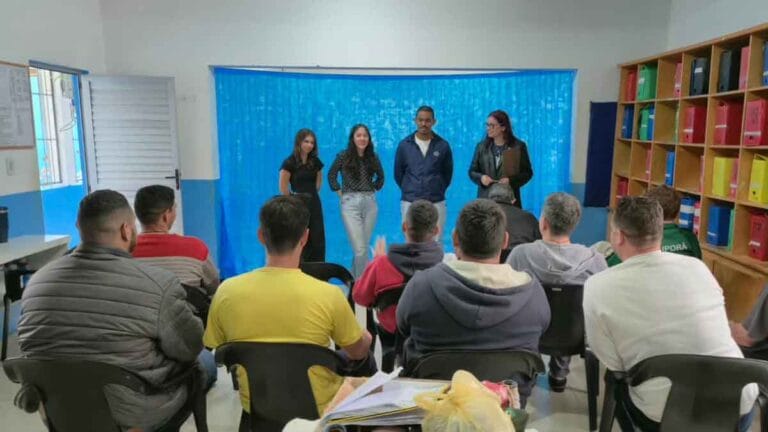 Acadêmicos de Psicologia da Fatec Ivaiporã participarão de projeto na Apac