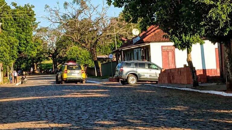 Local onde ocorreu o esfaqueamento que terminou com a morte de um homem em Ubaúna,