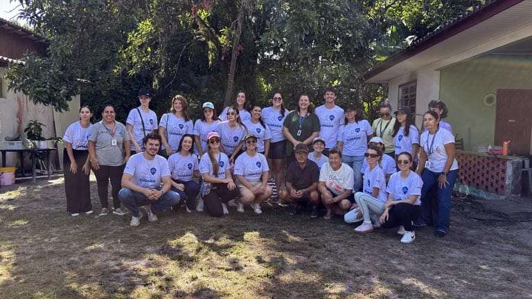 Medicina na Fatec Ivaiporã inclui formação prática e rede de saúde integrada ao ensino Acadêmicos do curso de Medicina da Fatec Ivaiporã durante atividade prática em laboratório de habilidades clínicas