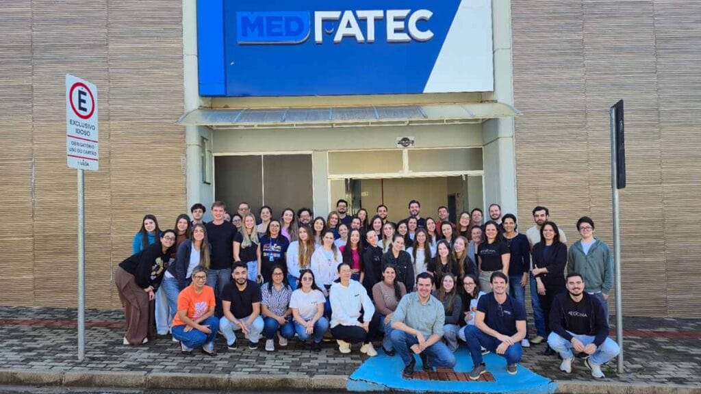 Fatec Ivaiporã, que abriu inscrições para o Vestibular de Medicina 2027 com 60 vagas para o primeiro semestre.