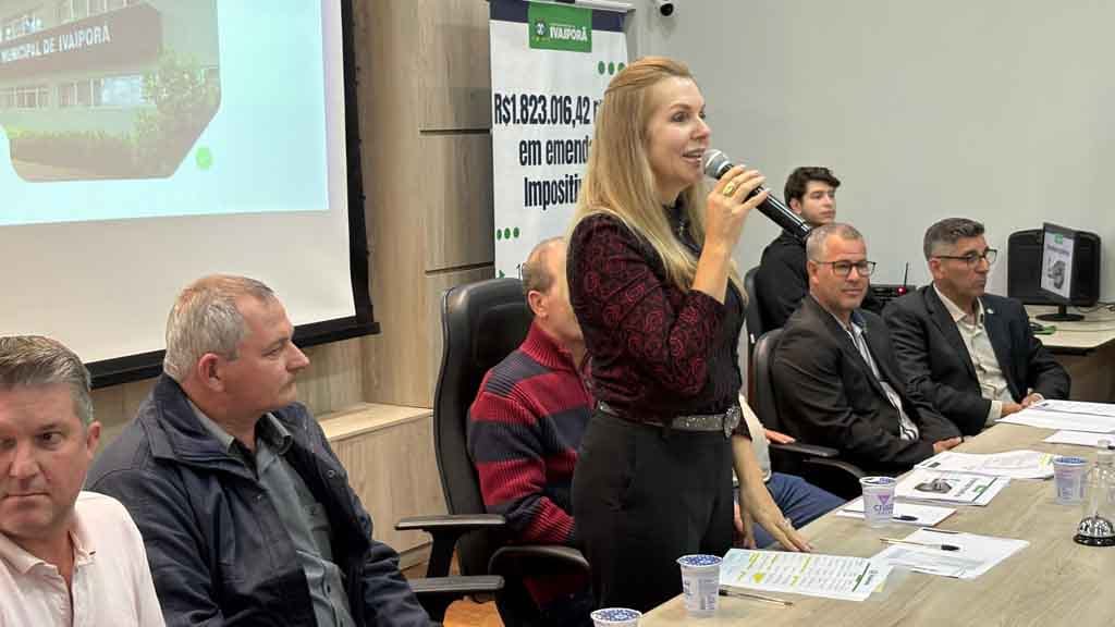 Prefeitura de Ivaiporã presta contas de R$ 3,36 milhões destinados a entidades e anuncia Orçamento Participativo Prefeitura de Ivaiporã apresenta prestação de contas dos repasses às entidades e anuncia implantação do Orçamento Participativo.
