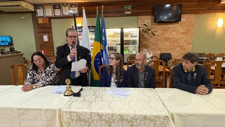 Posse da nova diretoria do Rotary Club de Jardim Alegre marca início do ano rotário 2026/2027 rotary-posse-jardim (1)