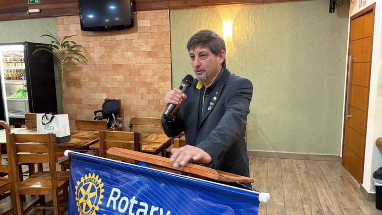 Posse da nova diretoria do Rotary Club de Jardim Alegre marca início do ano rotário 2026/2027 rotary-posse-jardim (2)