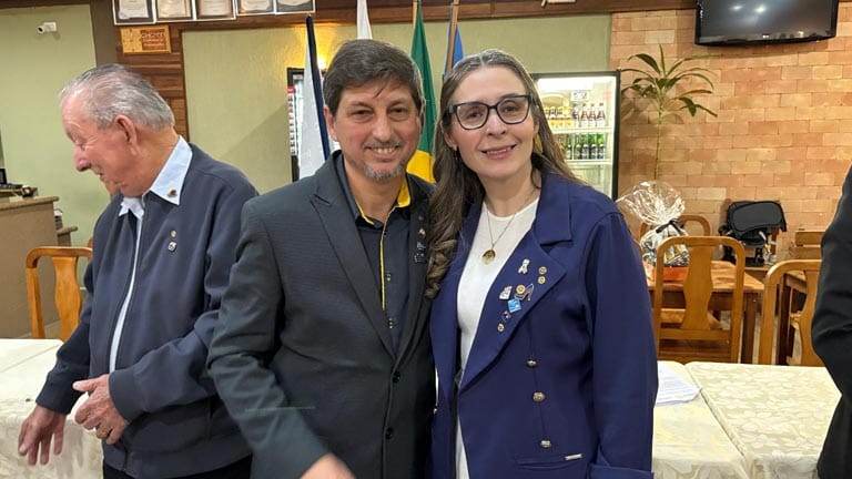 Posse da nova diretoria do Rotary Club de Jardim Alegre marca início do ano rotário 2026/2027 rotary-posse-jardim (5)