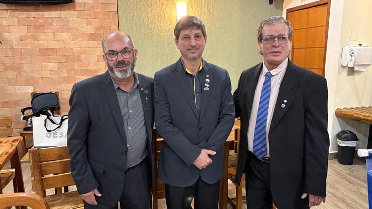 Posse da nova diretoria do Rotary Club de Jardim Alegre marca início do ano rotário 2026/2027 rotary-posse-jardim (6)