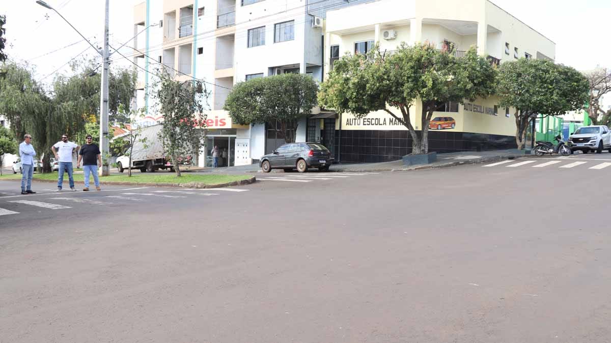 Após licença, Carlos Gil retoma agenda e acompanha obras em Ivaiporã carlos-gil-atividades (9)