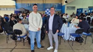 Estudantes reunidos no campus da Fatec Ivaiporã durante atividade acadêmica do segundo semestre de 2026.