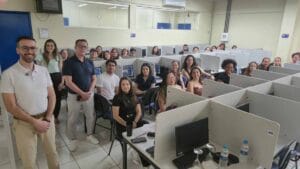 Fábio Costa destaca qualidade do curso de Psicologia da Fatec Ivaiporã durante a 10ª Vitrine