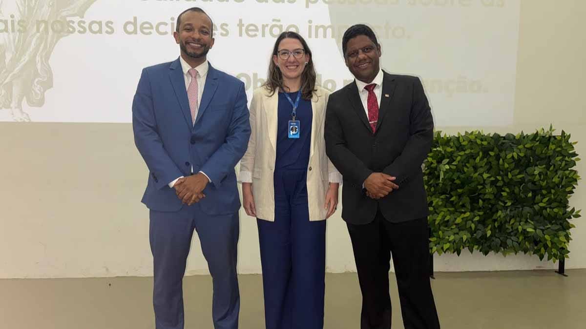 Semana Jurídica da Fatec Ivaiporã debate carreiras na magistratura e na advocacia Juiz Felipe Pereira e advogado Fabiano Souza participaram da programação da 6ª Semana Jurídica da Fatec Ivaiporã.