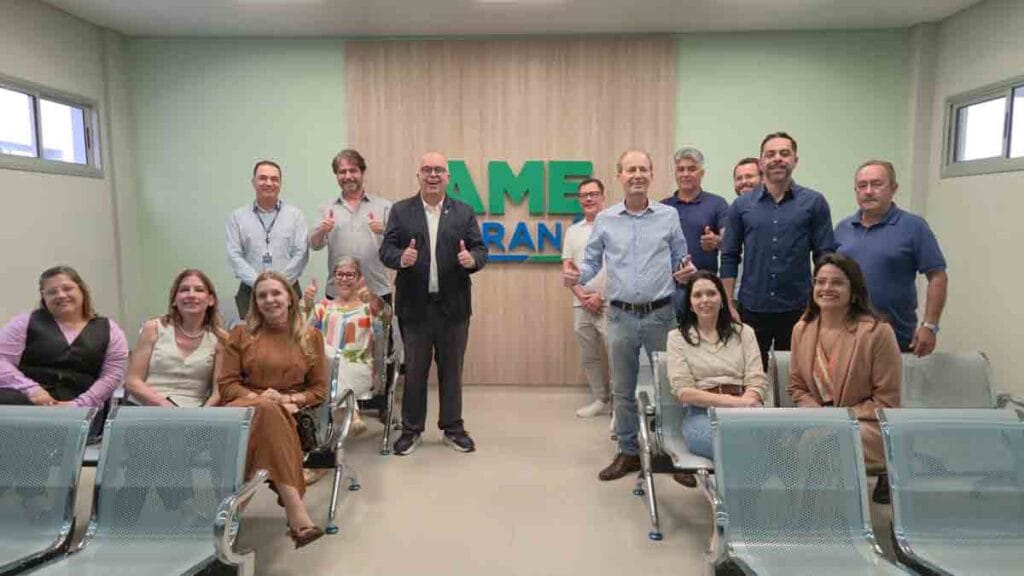 Fatec Ivaiporã participa da solenidade de início dos atendimentos no AME Fatec Ivaiporã participa da solenidade que marcou o início dos atendimentos no AME, em Ivaiporã.