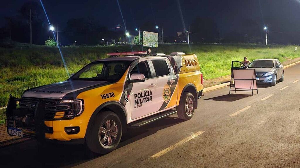 Blitz da Lei Seca aborda veículos durante fiscalização em Faxinal