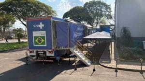 Carreta de Oftalmologia do programa Agora Tem Especialistas em Ivaiporã