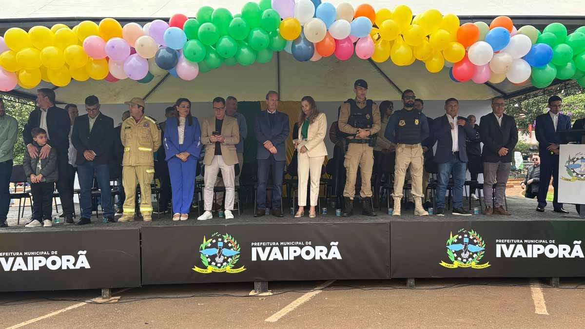 Desfile dos 204 anos da Independência reúne multidão em Ivaiporã; veja fotos desfile-independencia-ivaiporã (9)