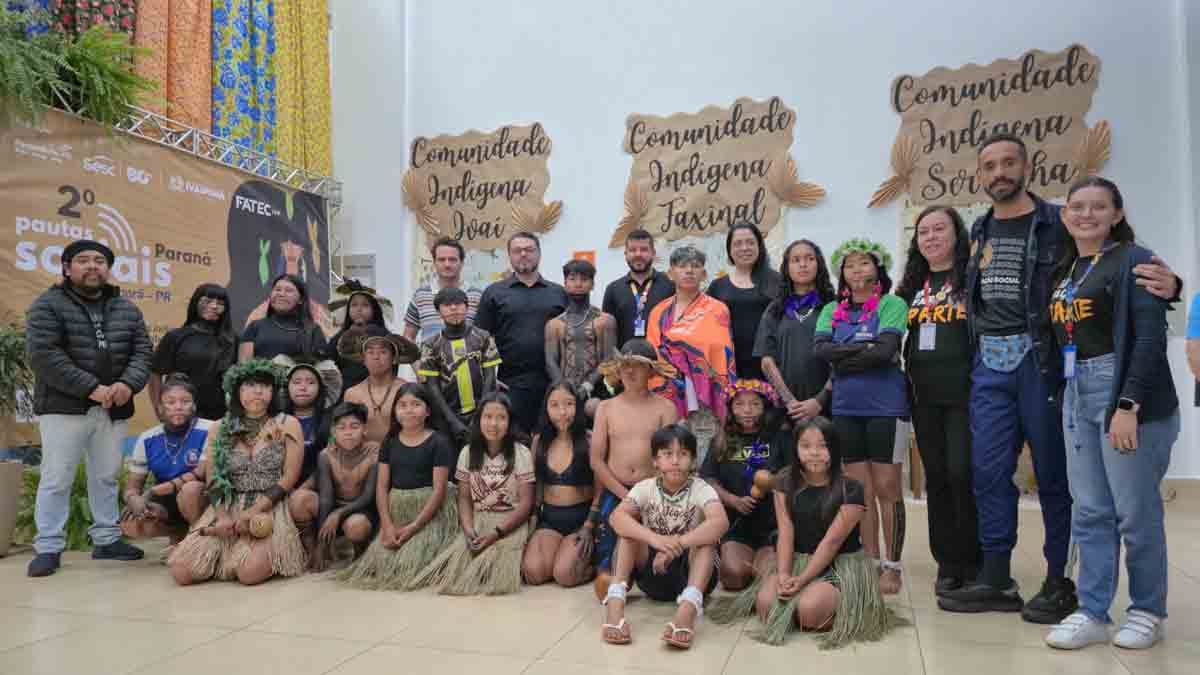 Fatec Ivaiporã recebe exposição do 2º Pautas Sociais Paraná Exposição do 2º Pautas Sociais Paraná na Fatec Ivaiporã apresenta cultura indígena